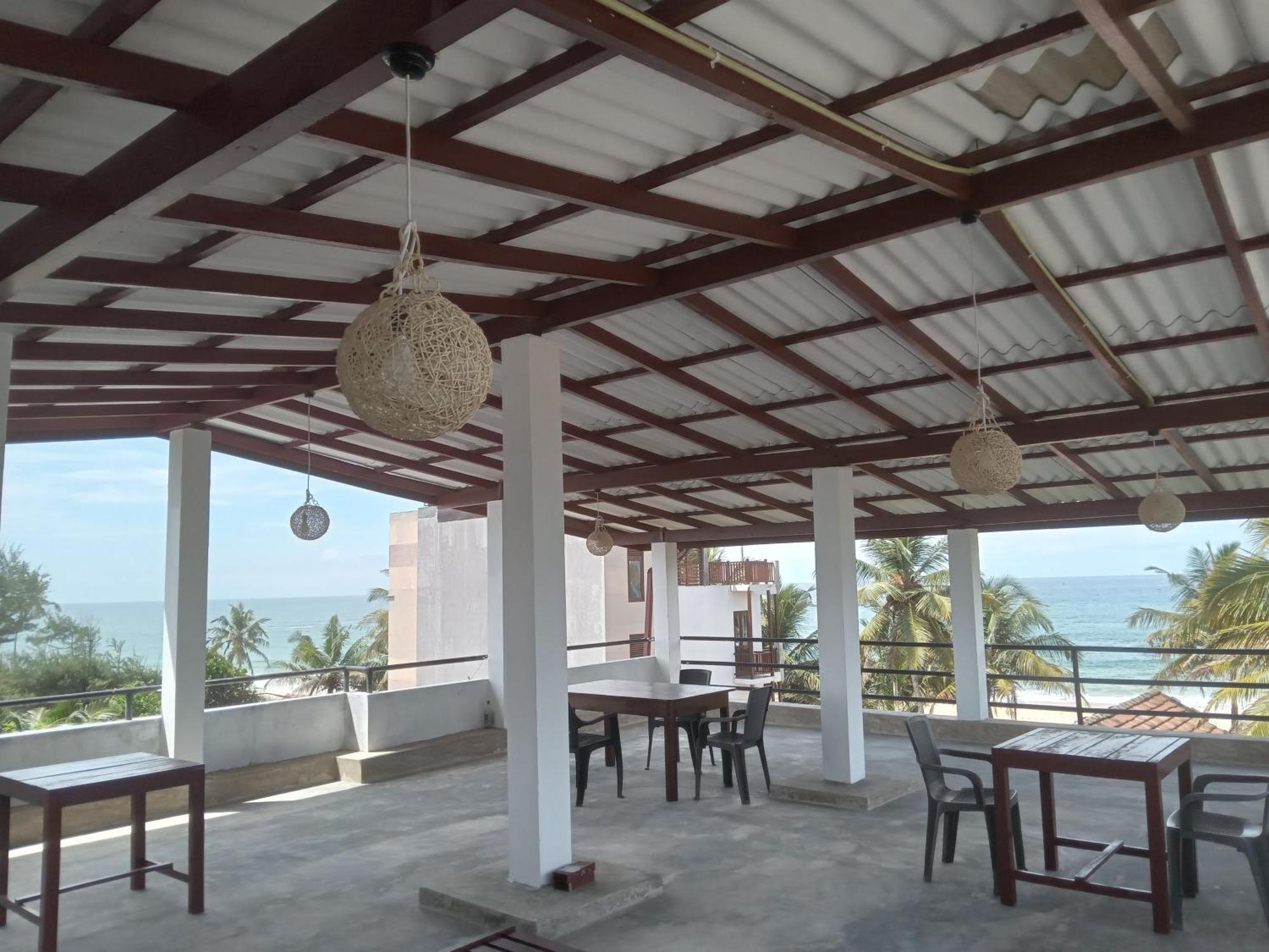 Sena Home Ambalangoda  Esterno foto
